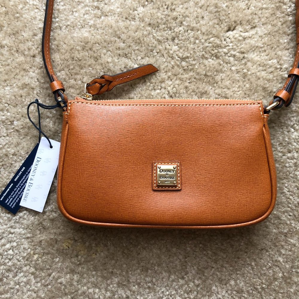 NWT - Dooney & Bourke Saffiano Lexi Crossbody - Natural